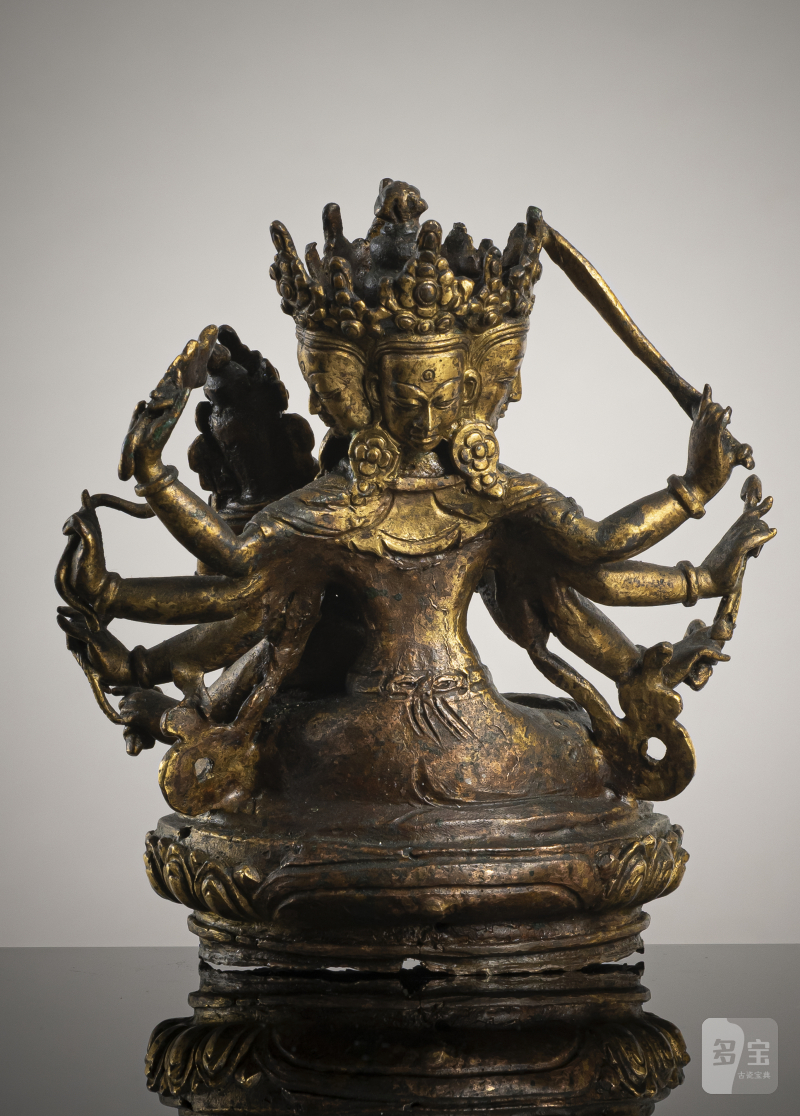 A GILT-BRONZE FIGURE OF MANJUGOSHA AND CONSORT - 图2